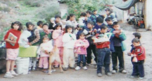 group-children-with-presents